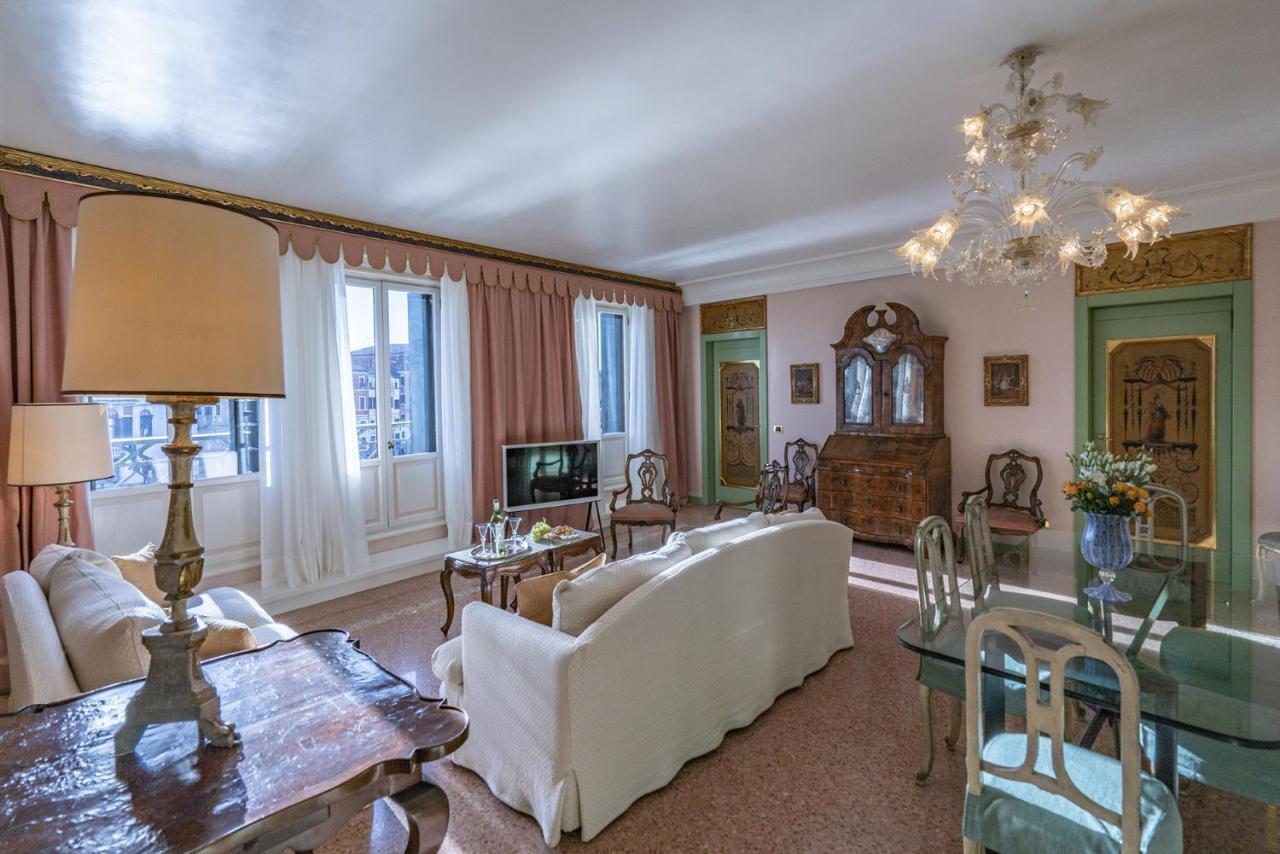 Ca' Degli Specchi Grand Canal Apartamento *